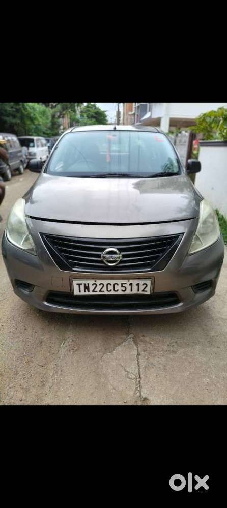 Nissan Sunny, 2011, Petrol