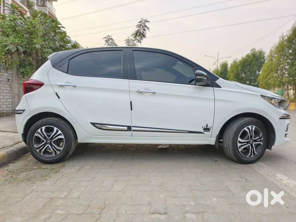 Tata Tiago 1.2 Revotron Xt Rhythm, 2023, Petrol