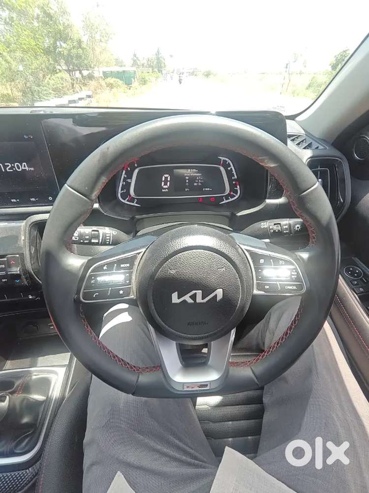 Kia Sonet 2022 Diesel Well Maintained