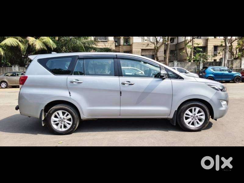 Toyota Innova Crysta