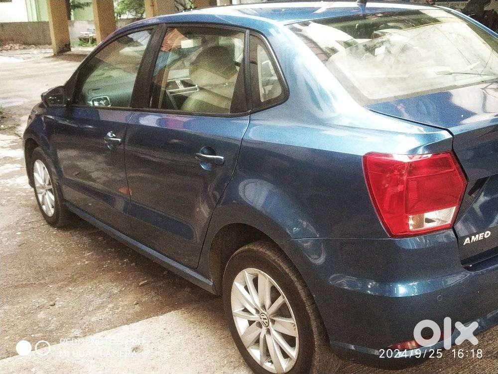 Volkswagen Ameo 1.5 Tdi Highline At 16 Alloy, 2016, Diesel