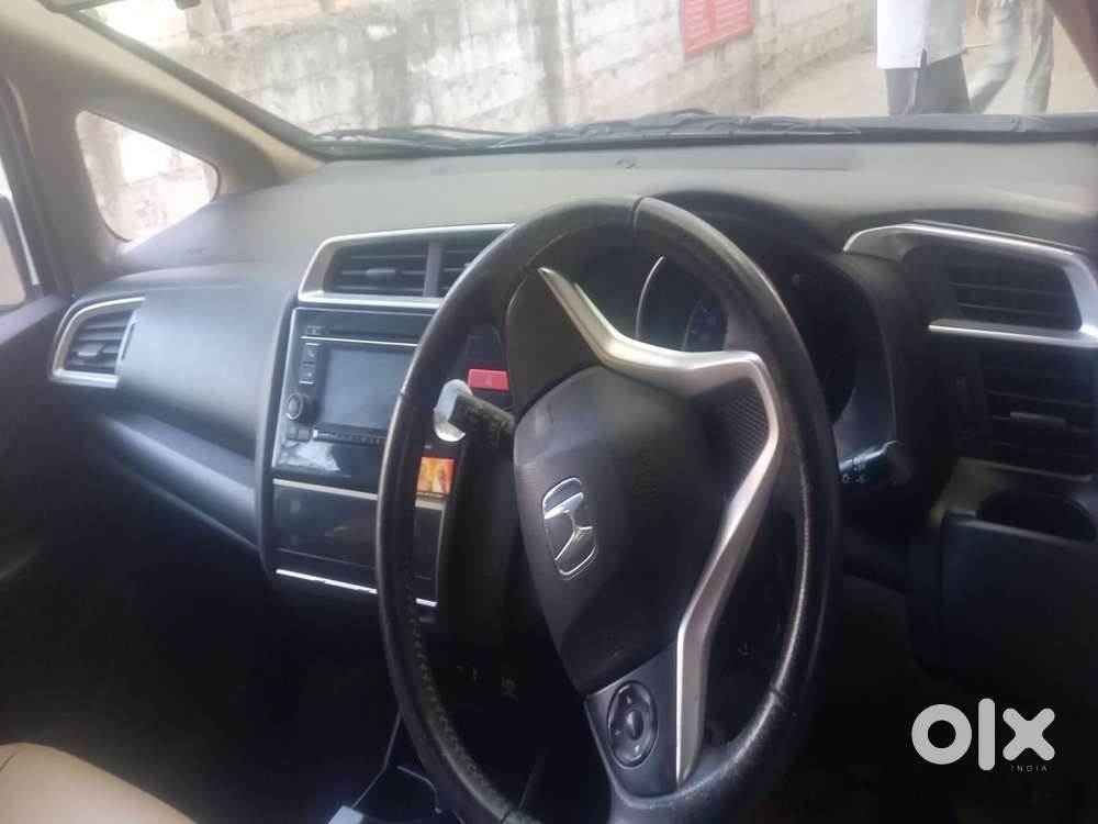 Honda Jazz [2020-2023] 1.2 V I-vtec Mt, 2015, Petrol
