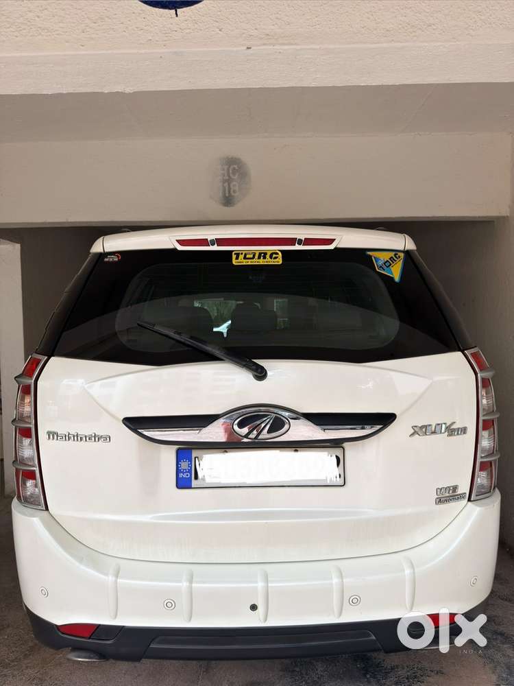 Neatly Maintained Automatic Xuv 500 Low Run