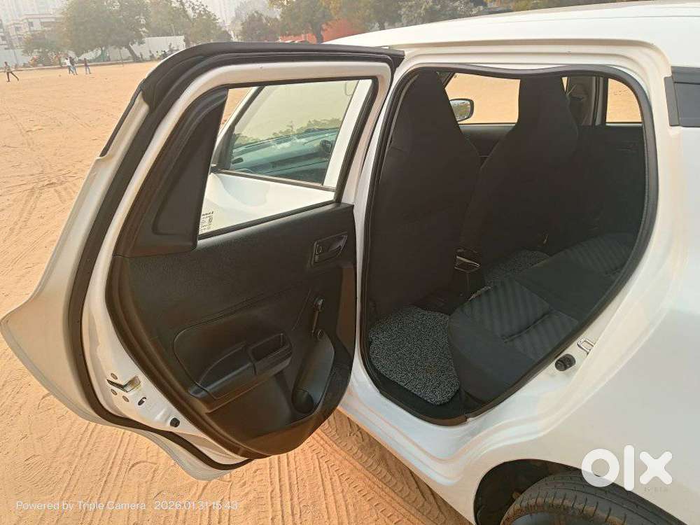 Maruti Suzuki Swift Vvt Lxi, 2021, Petrol