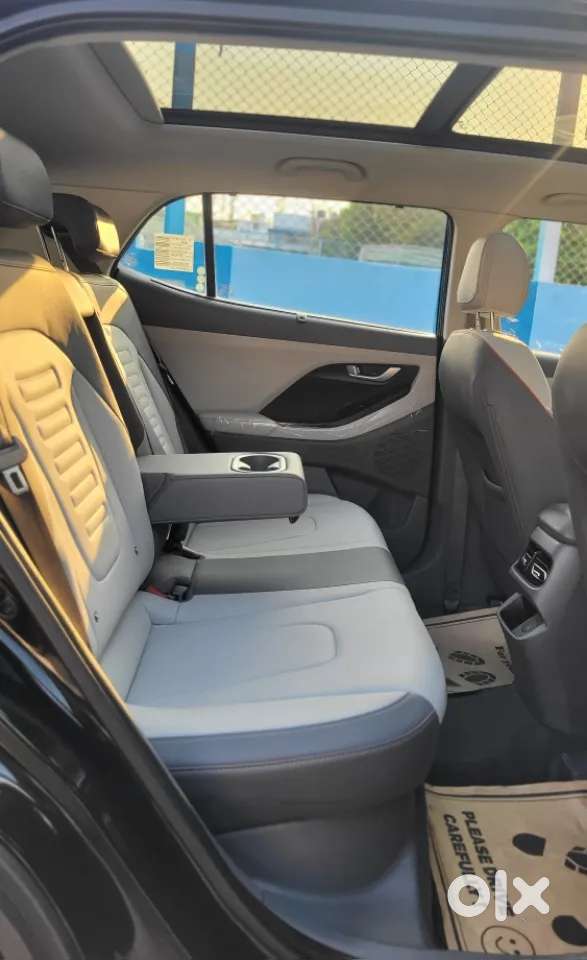 Hyundai Creta Sx (o) 1.5 Petrol Cvt, 2025, Petrol