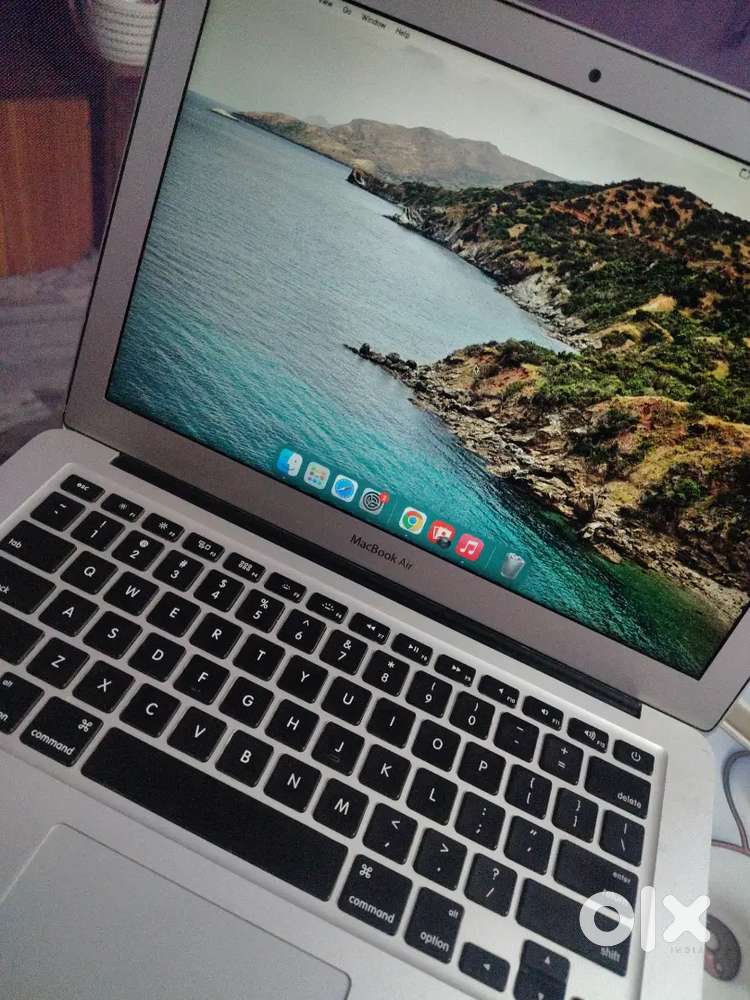 Macbook air 2017 model