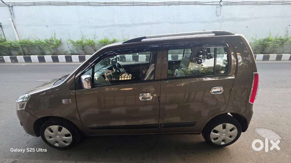 Maruti Suzuki Wagon R Vxi 1.0, 2013, Petrol