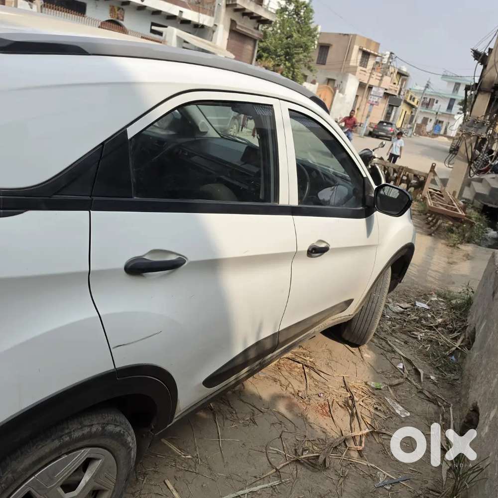 Tata Nexon Pure 2025