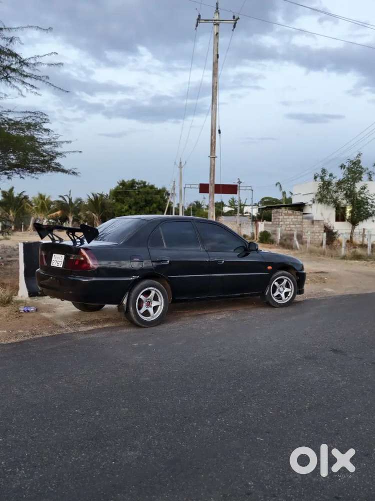 Mitsubishi Lancer Glxi 2003
