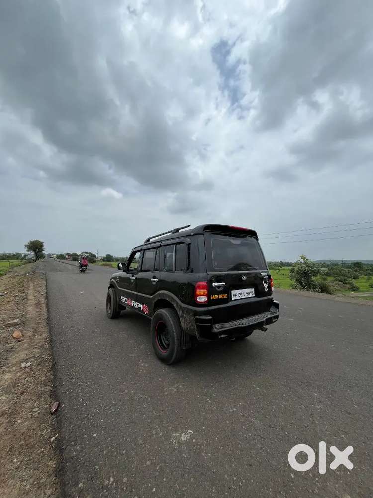 Mahindra Scorpio Classic 2005