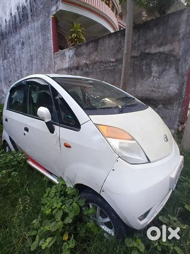 Tata Nano Lx Cng 2013