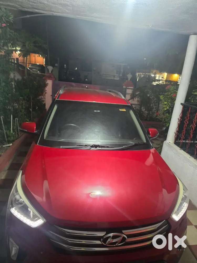 6 Airbags Topend Creta Diesel