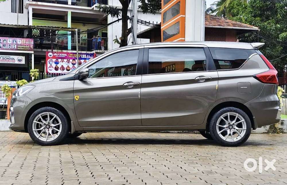 Maruti Suzuki Ertiga Zxi Shvs, 2020, Petrol