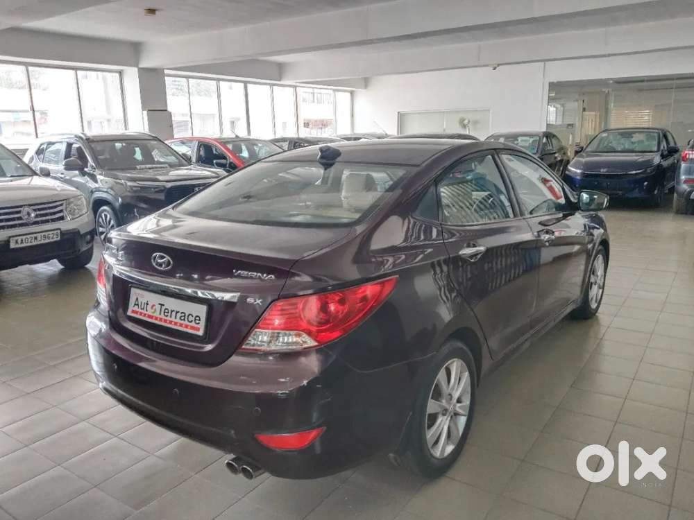 Hyundai Verna Fluidic 1.6 VTVT SX Automatic, 2011, Petrol