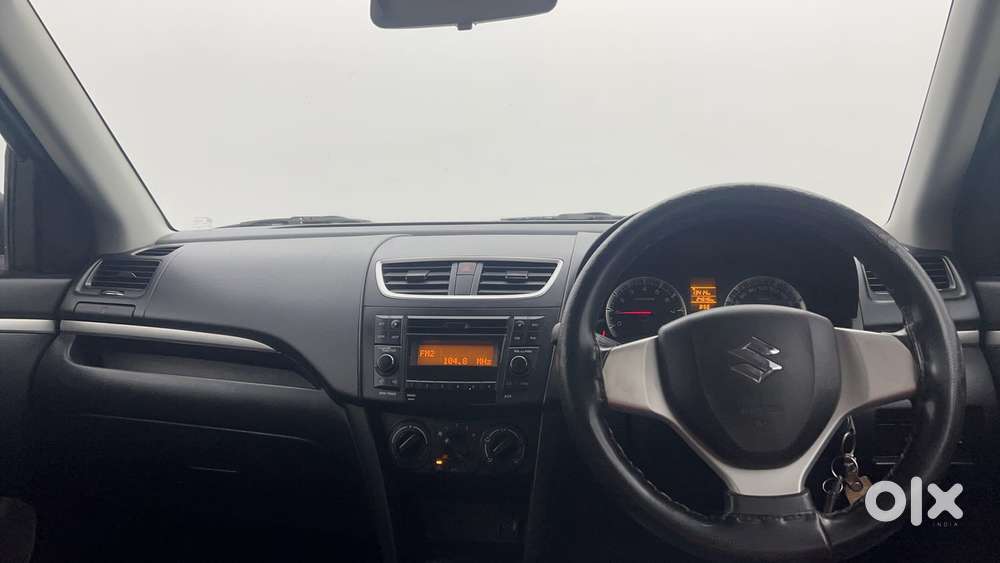 Maruti Suzuki Swift Vvt Vxi, 2017, Petrol