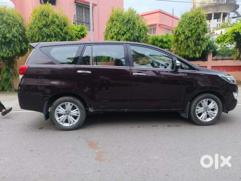 Toyota Innova Crysta 2.8 Gx At 7 Str, 2017, Diesel