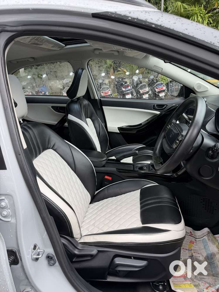 Tata Nexon, 2025, Cng & Hybrids