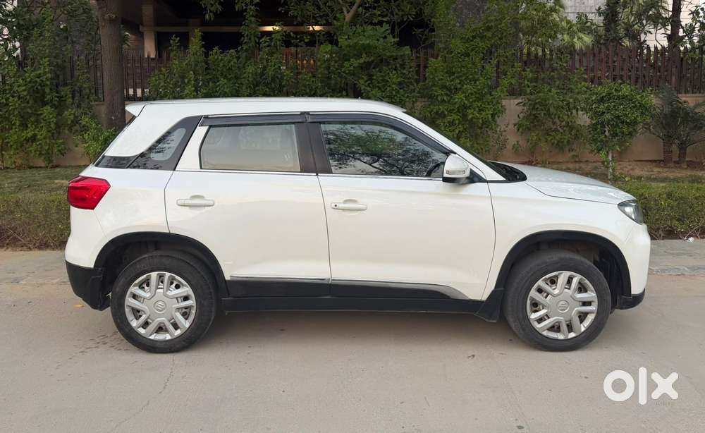 Maruti Suzuki Brezza 1.5 Lxi Smart Hybrid, 2021, Petrol