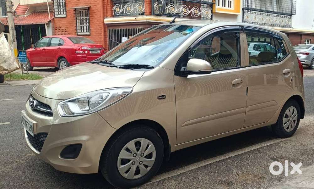 Hyundai I10 Sportz At, 2011, Petrol