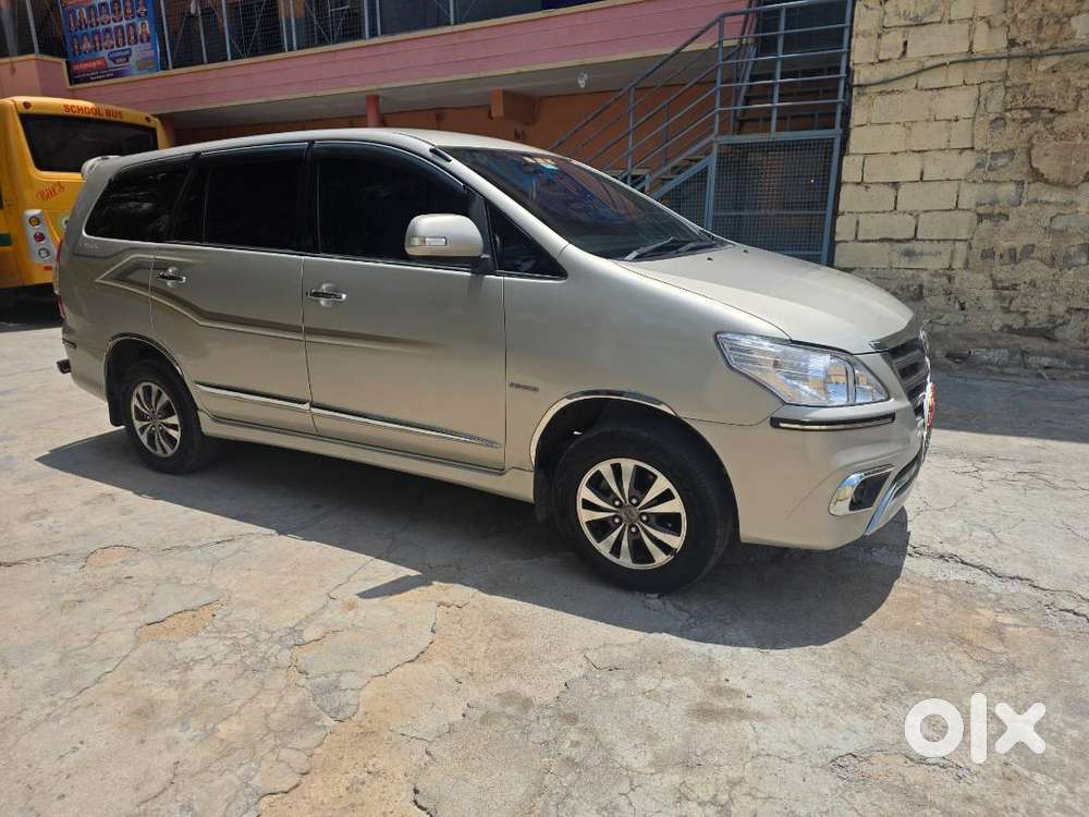 Toyota Innova 2015 Model