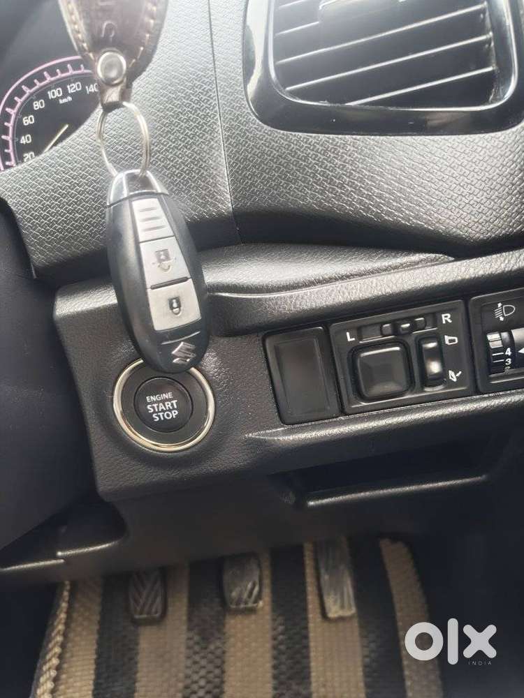 Maruti Suzuki Brezza 1.5 Zxi Plus At Smart Hybrid, 2021, Petrol
