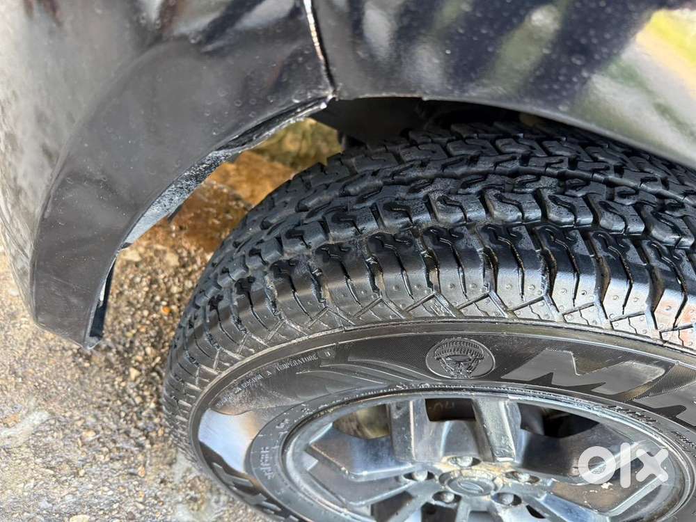 Mahindra Tuv 300 2016 Diesel Well Maintained