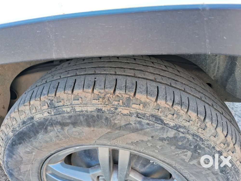Mahindra Tuv 300 T10, 2019, Diesel