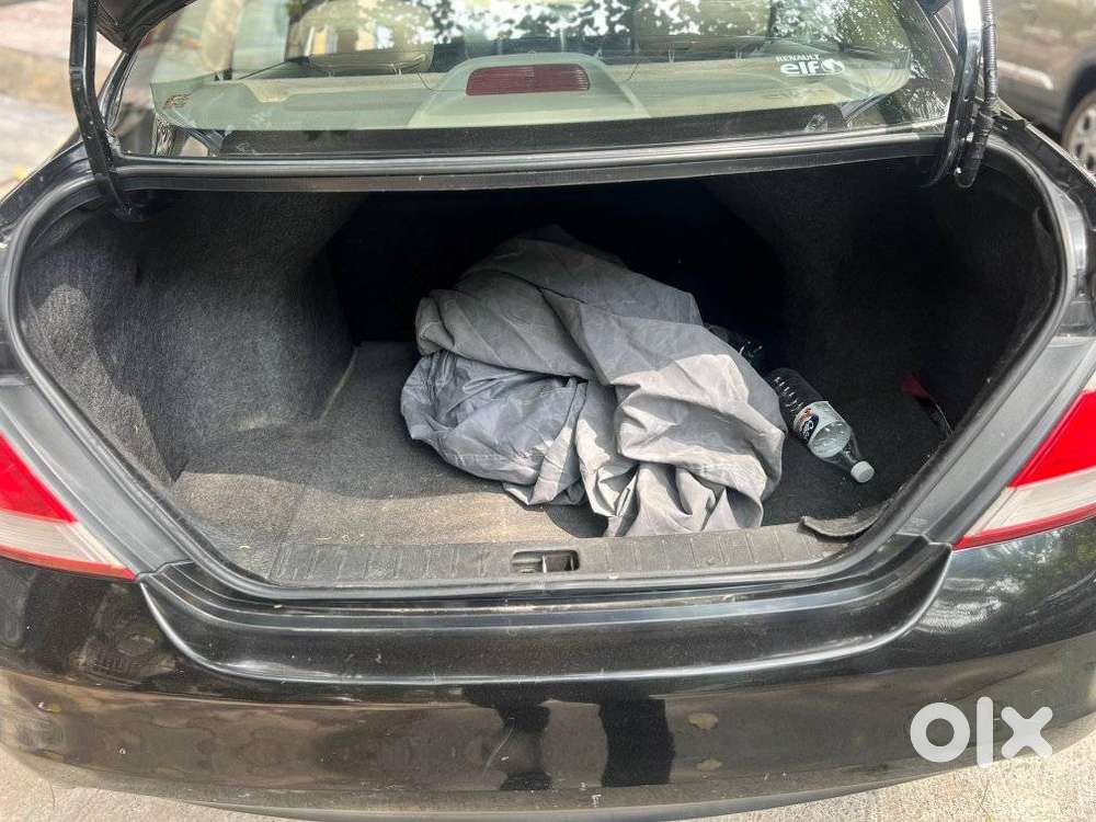 Renault Scala Rxl Petrol, 2013, Petrol