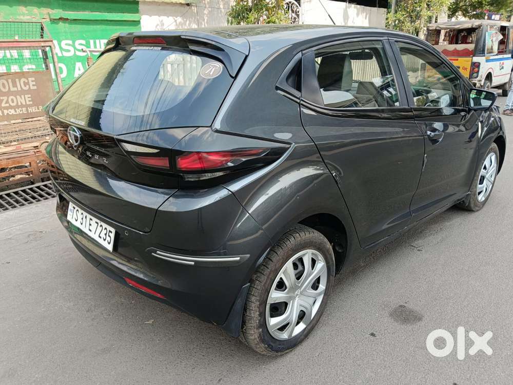 Tata Altroz 1.2 Xm Plus, 2021, Petrol