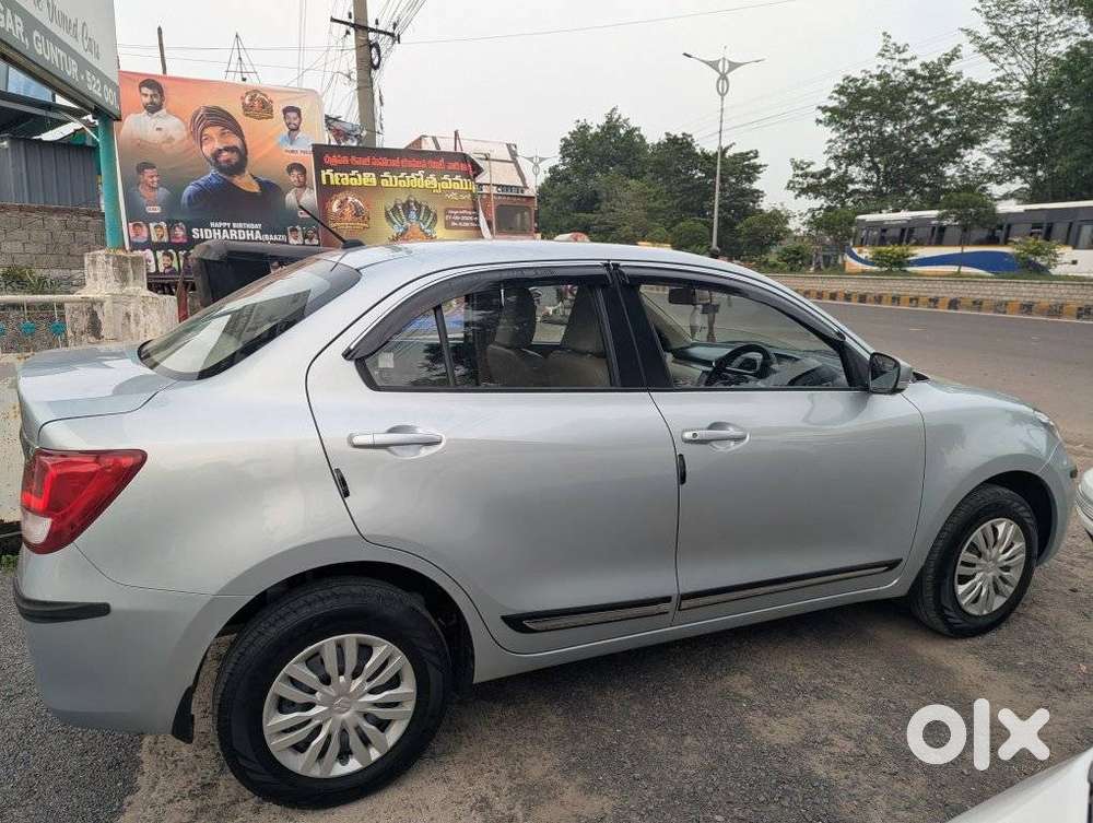 Maruti Suzuki Dzire 1.2 Vxi, 2023, Petrol