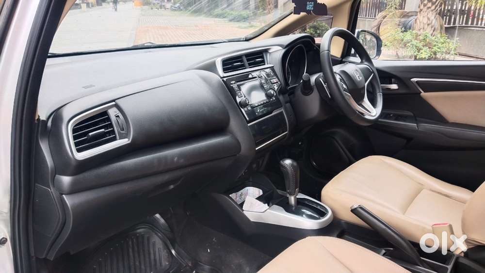 Honda Jazz V Automatic, 2018, Petrol