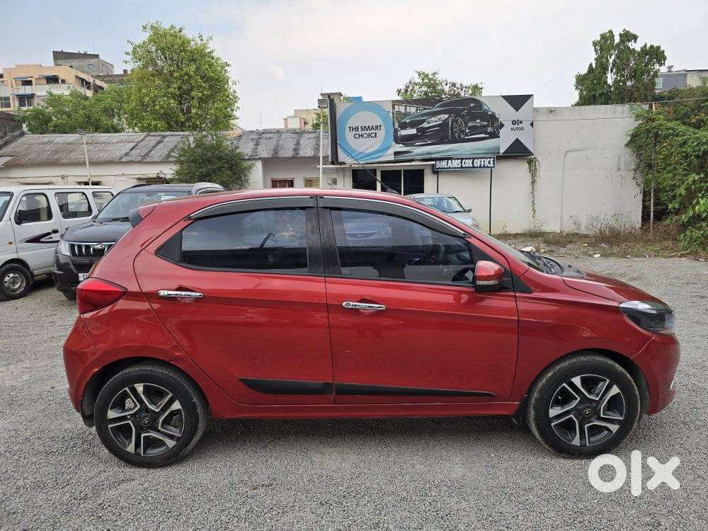 Tata Tiago 1.05 Revotorq Xz Plus Dualtone, 2019, Petrol