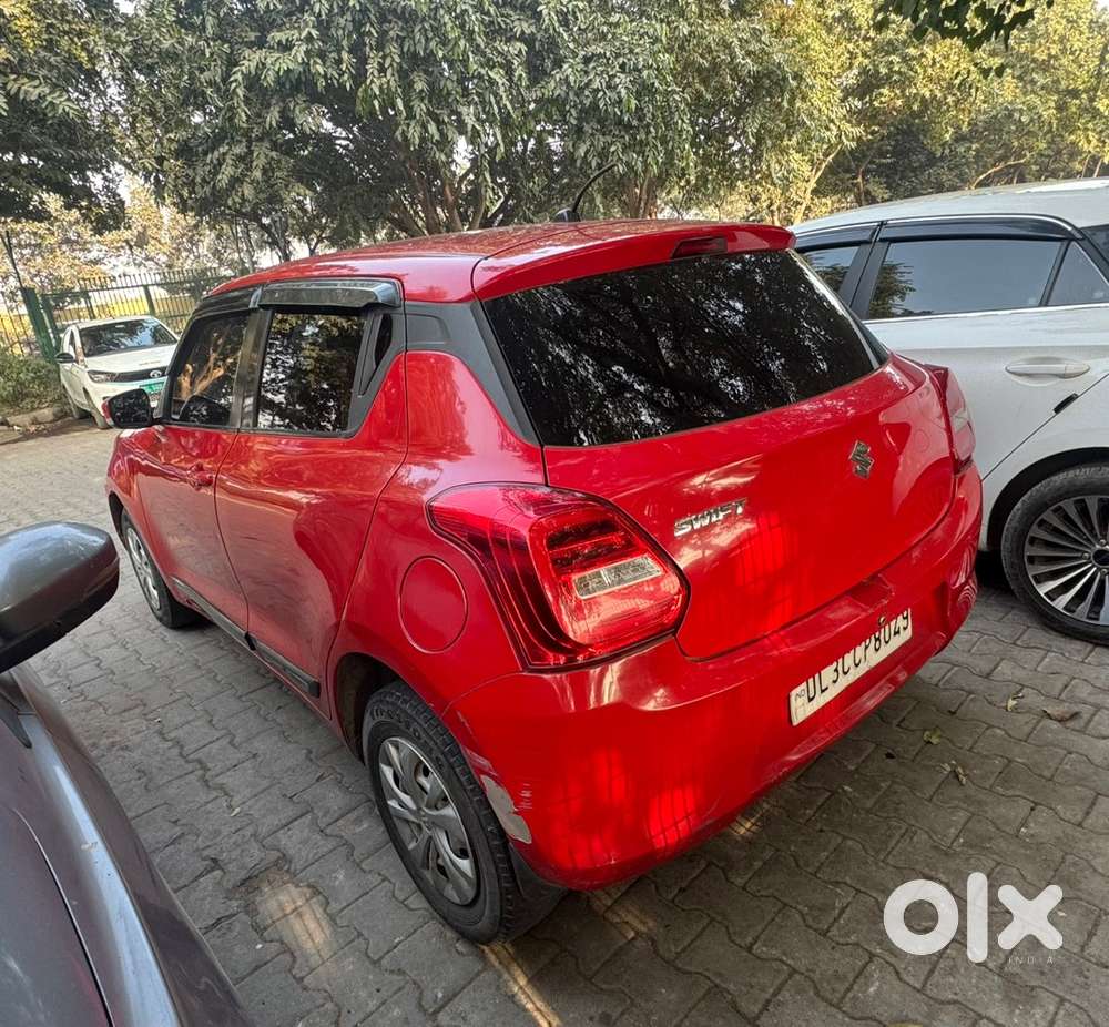 Maruti Suzuki Swift 2018 Vxi Amt At