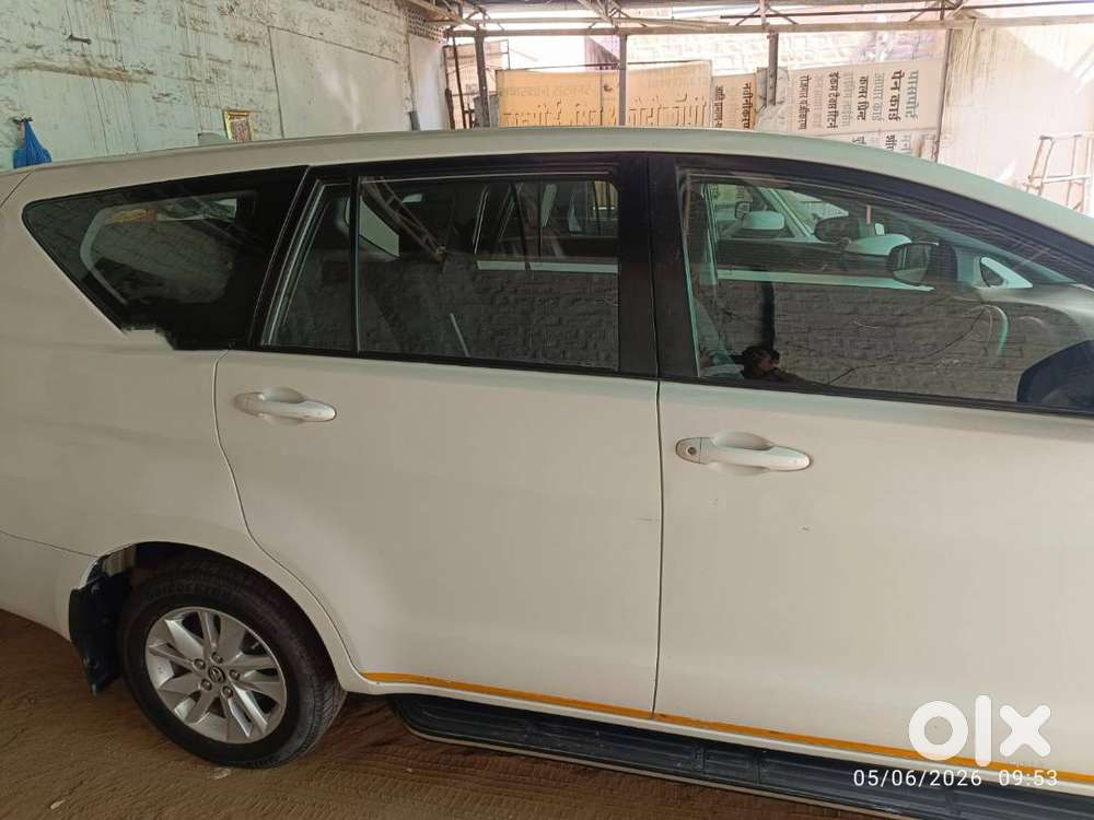 Toyota Innova Crysta 2018