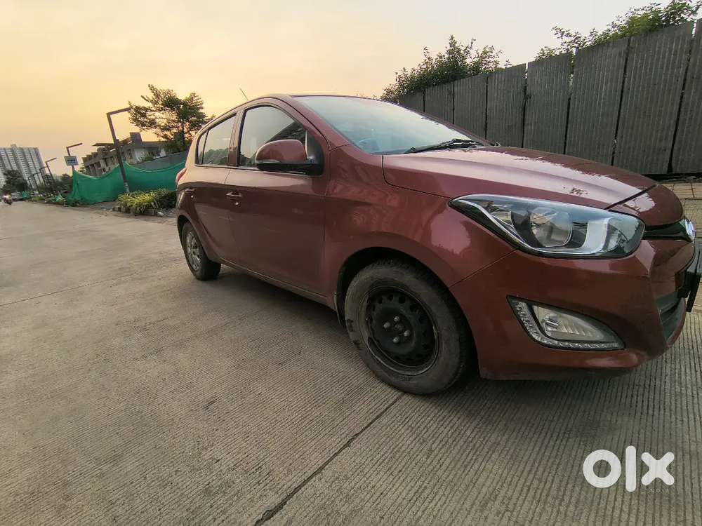 Hyundai I20 Sportz Cng 2013