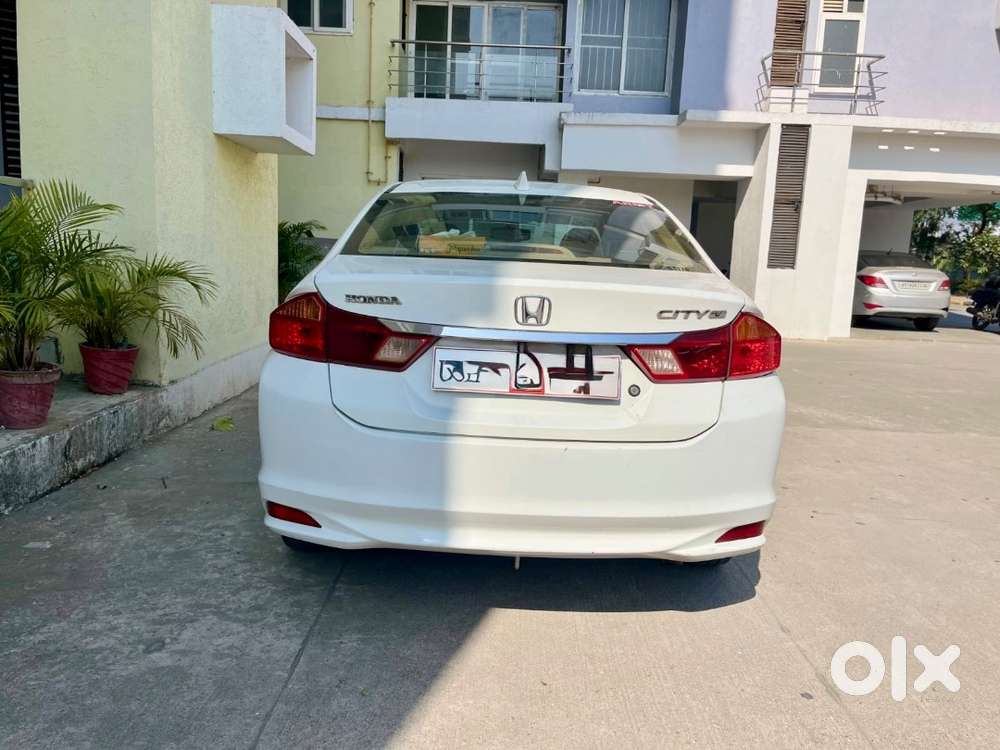 Army Officer Owned Single Hand Driven White Honda City Diesel