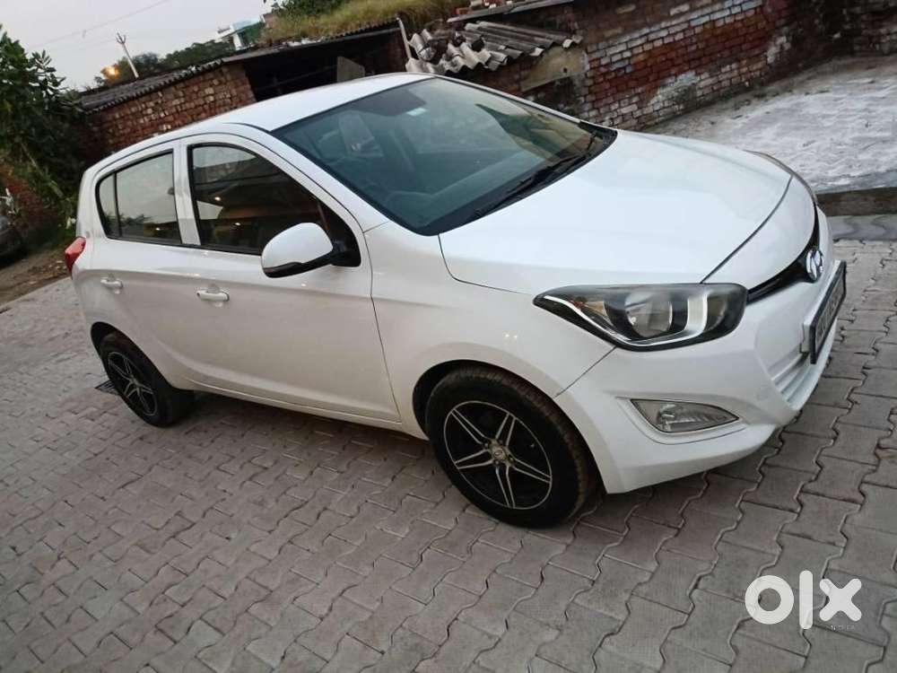 Hyundai I20 2015-2017 Sportz Option 1.4 Crdi, 2012, Diesel
