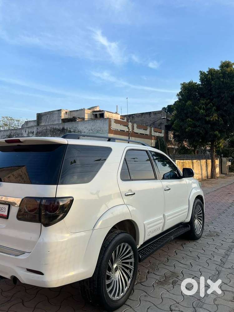 Toyota Fortuner 2014 Diesel Well Maintained