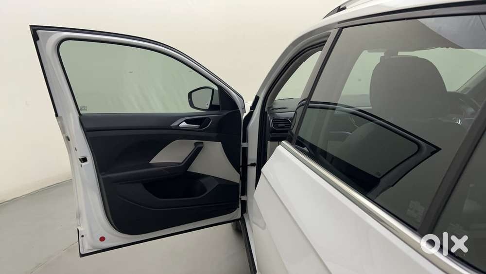 Volkswagen Taigun Topline 1.0 Tsi At (electric Seats), 2022, Petrol
