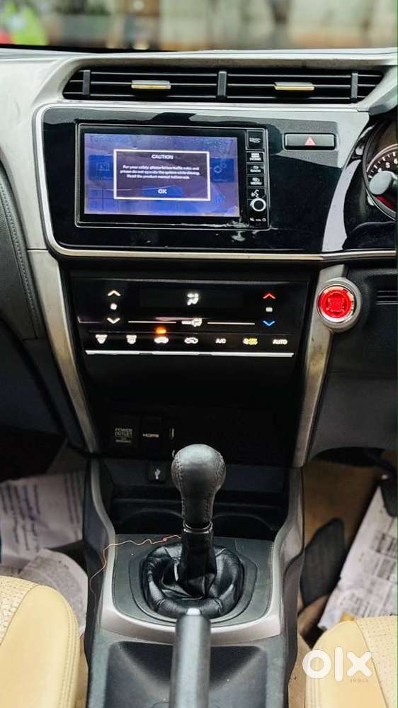 Honda City I-vtec V, 2018, Petrol