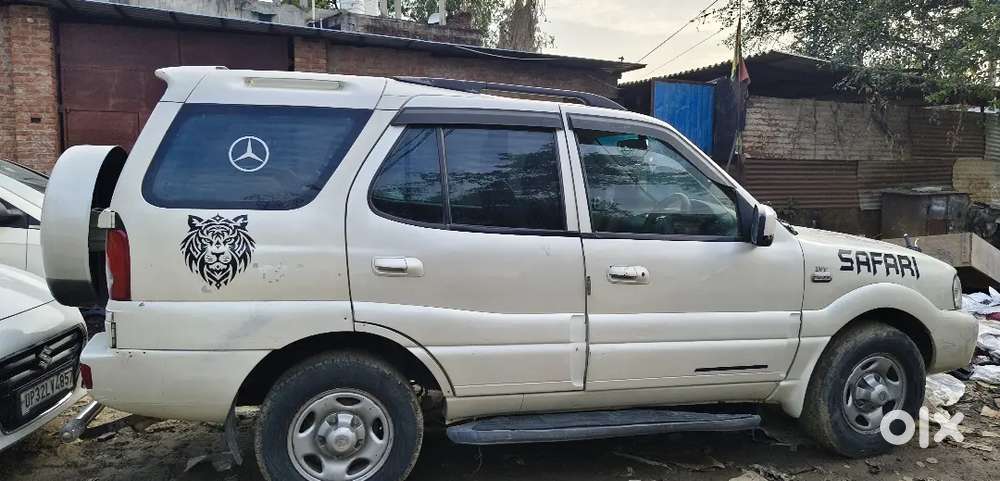 Tata Safari Dicor 2013