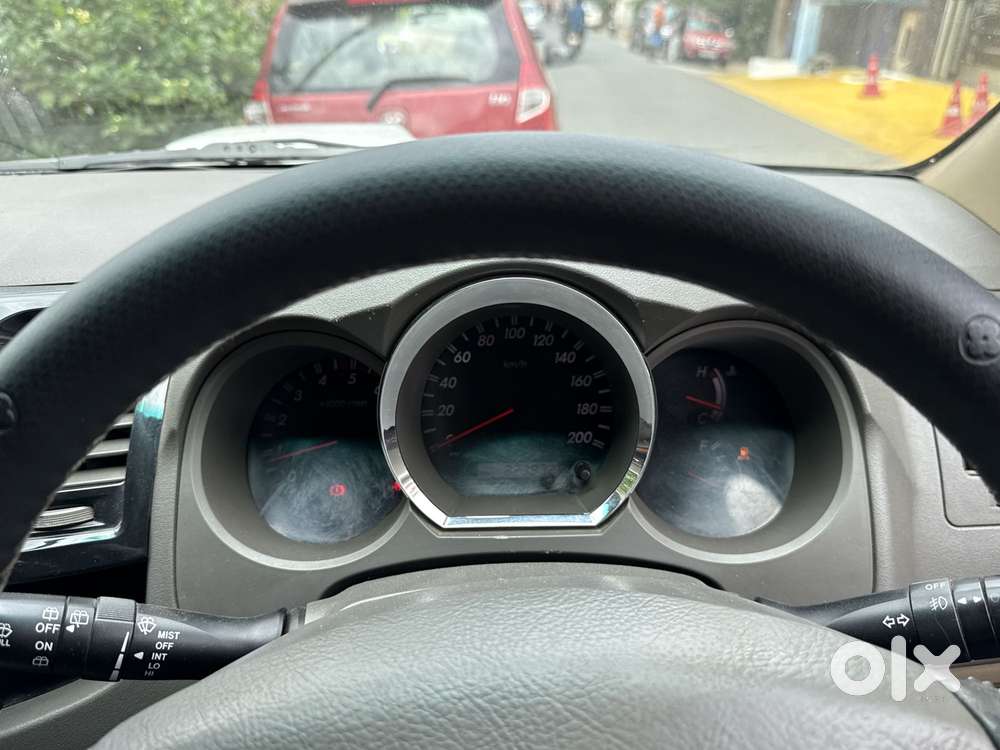 Toyota Fortuner 3.0 4x4 Manual, 2011, Diesel
