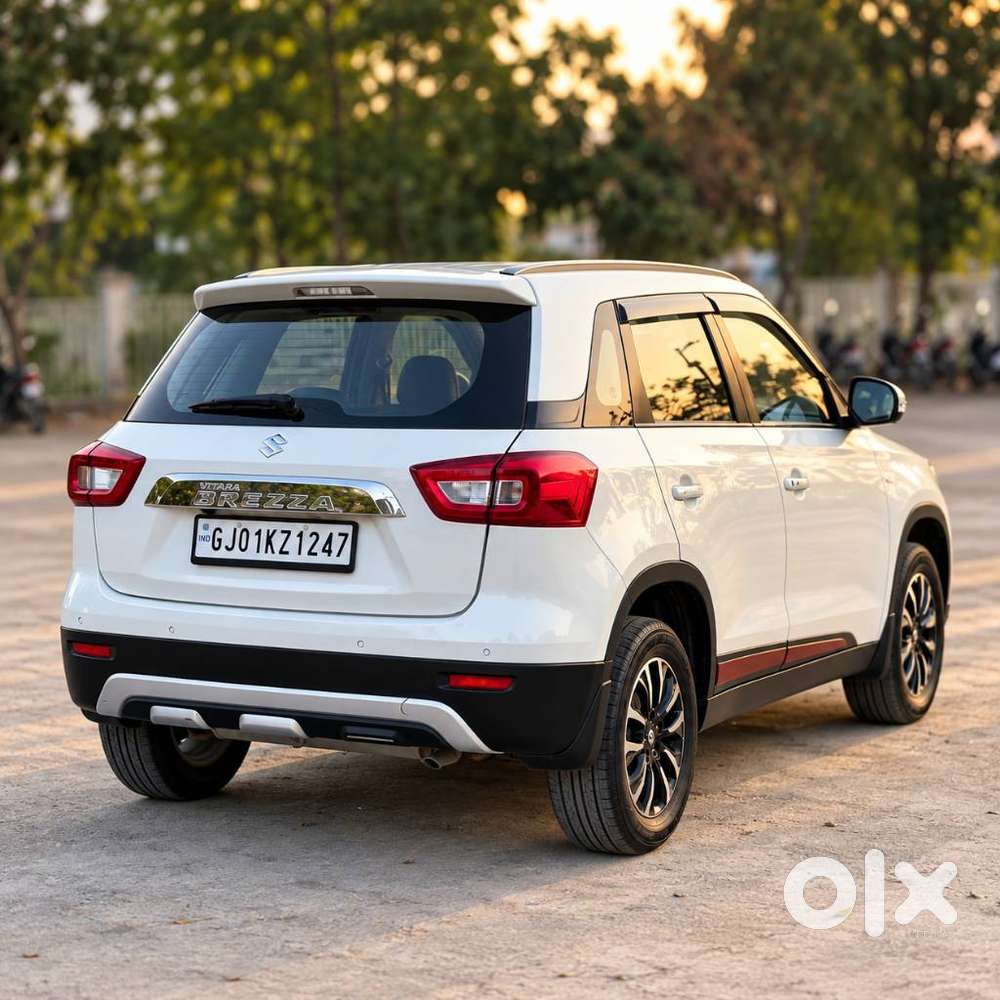 Maruti Suzuki Brezza 1.5 Zxi Plus Smart Hybrid, 2020, Petrol