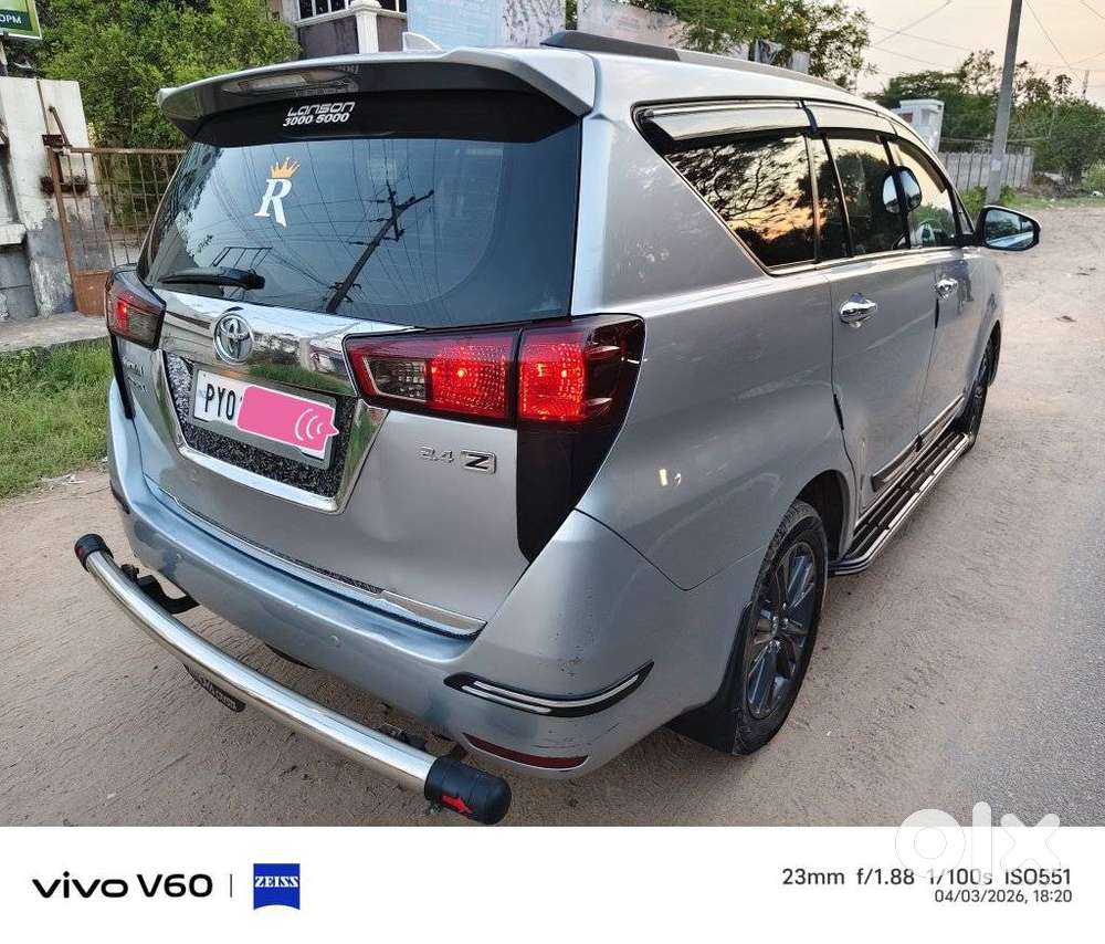 Toyota Innova Crysta 2.5z, 2016, Diesel