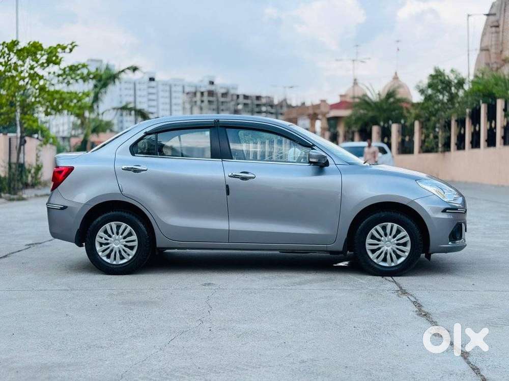 Maruti Suzuki Dzire 1.2 Vxi, 2023, Petrol