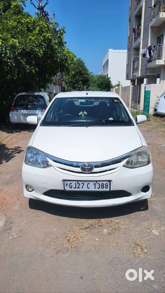 Toyota Etios G 2011, Patro/cng , 3 Rd Owner