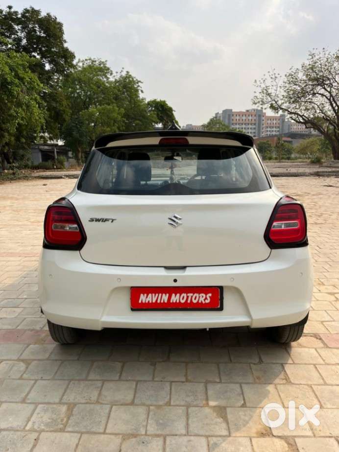 Maruti Suzuki Swift 1.2 Vxi (o), 2022, Petrol