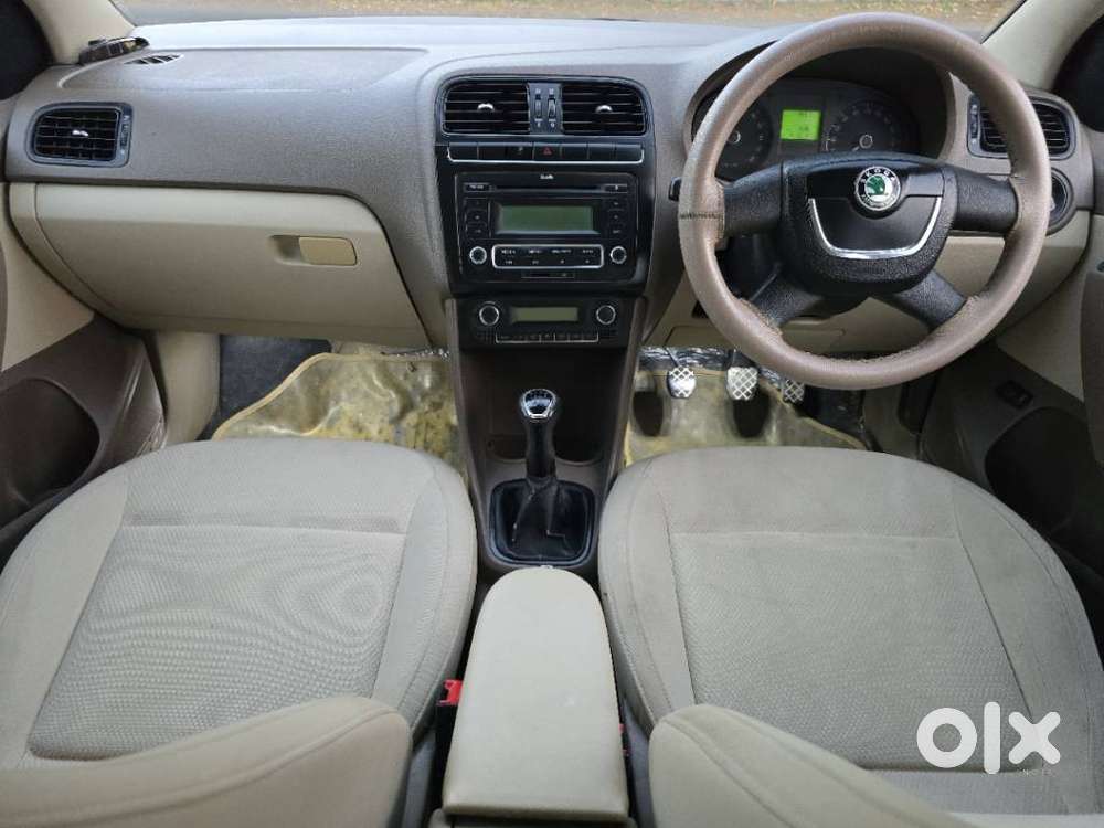Skoda Rapid Elegance 1.6 Tdi Cr Manual, 2012, Diesel