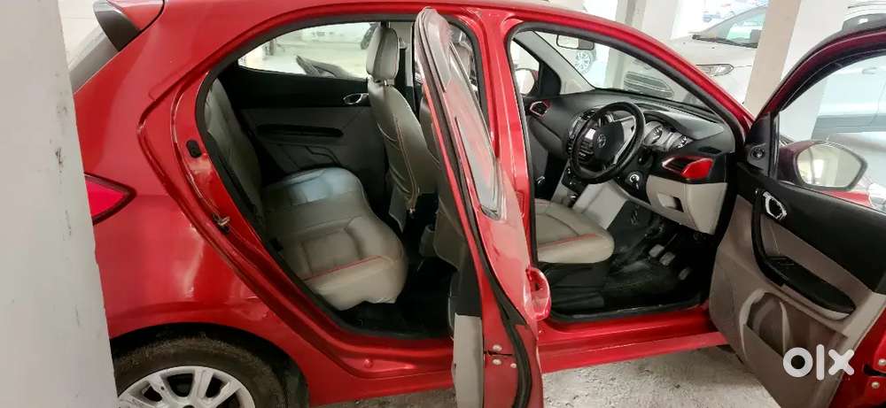 Tata Tiago, Petrol Top Model, Mannual 2017,  Milage About 20 Kmpl