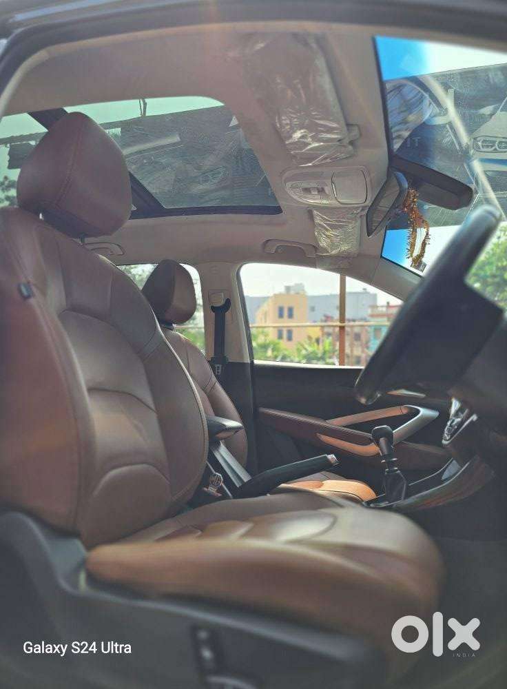 Mg Hector Plus Sharp Pro 2.0 Turbo Diesel 7 Str Dual Tone, 2021, Die..